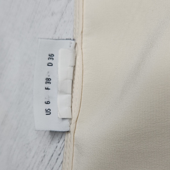 AKRIS punto silk ivory long sleeve bouse, size 6. - Picture 13 of 13